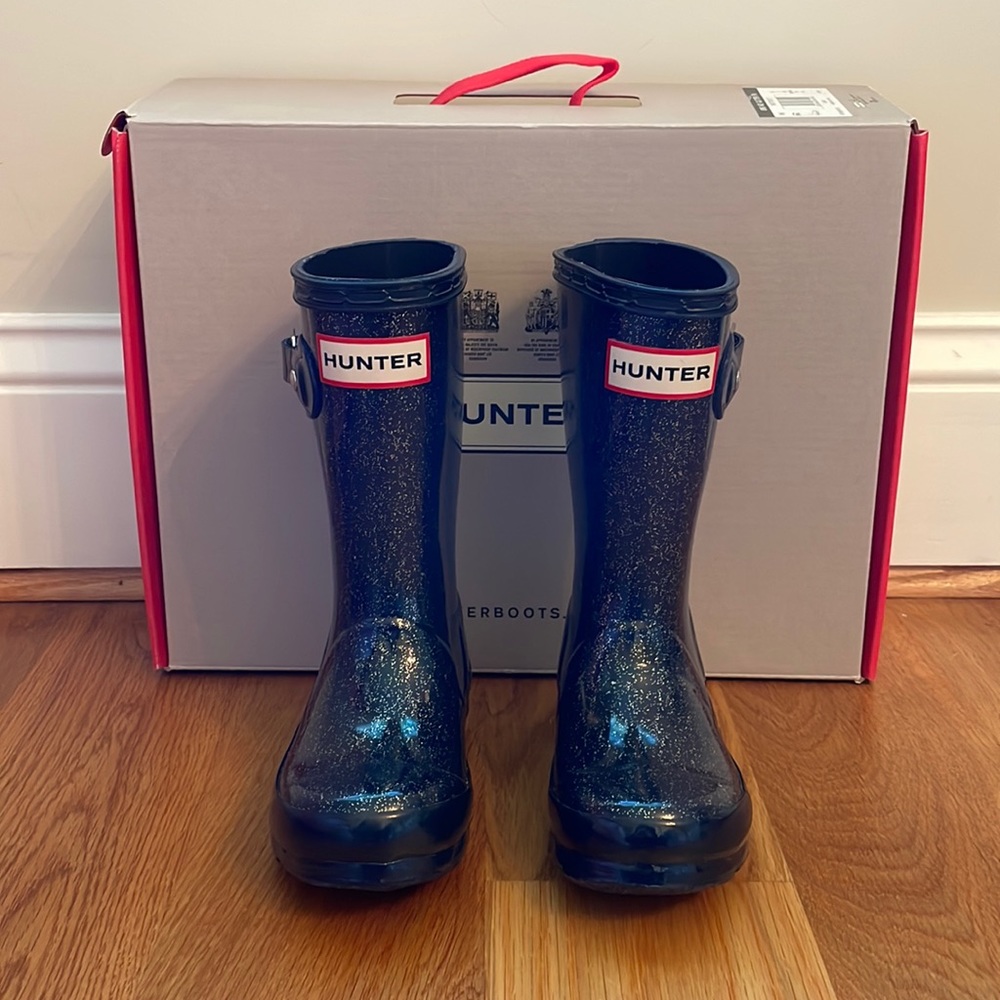 KIDS Brand New Never Worn Hunter Rain Boots in navy glitter